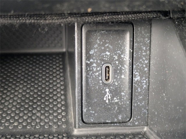 Used 2021 Volkswagen GTI SE image 24