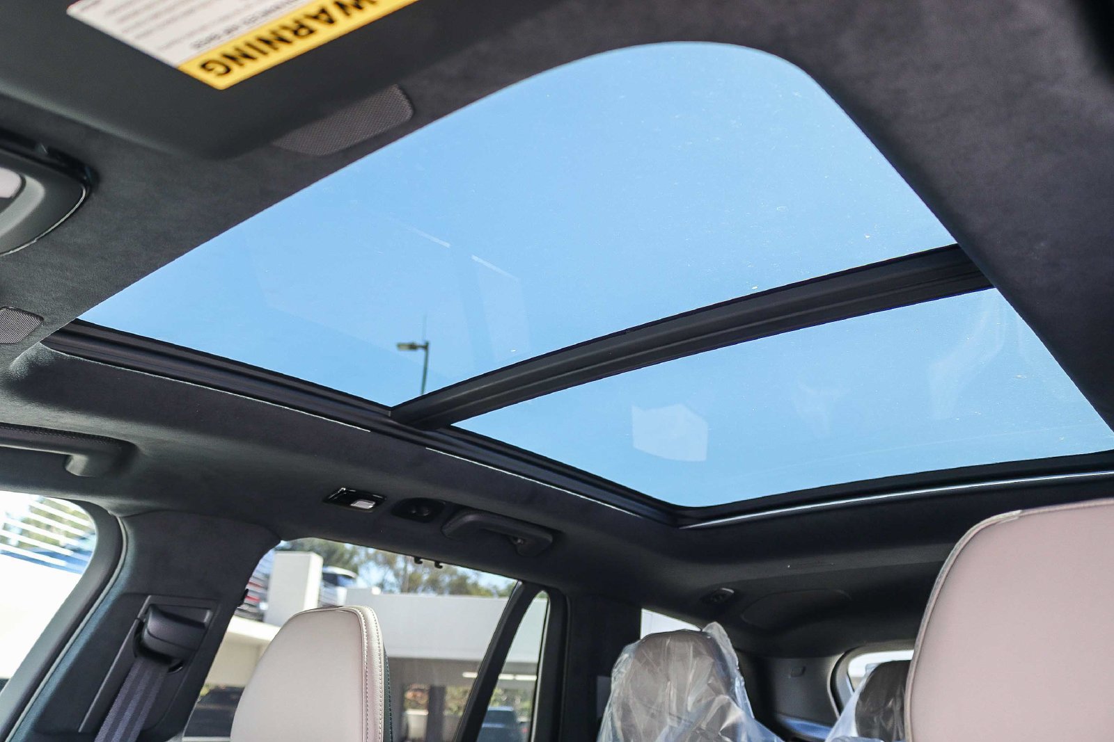 New 2027 Volvo XC90 B6 Ultra AWD/4WD image 18