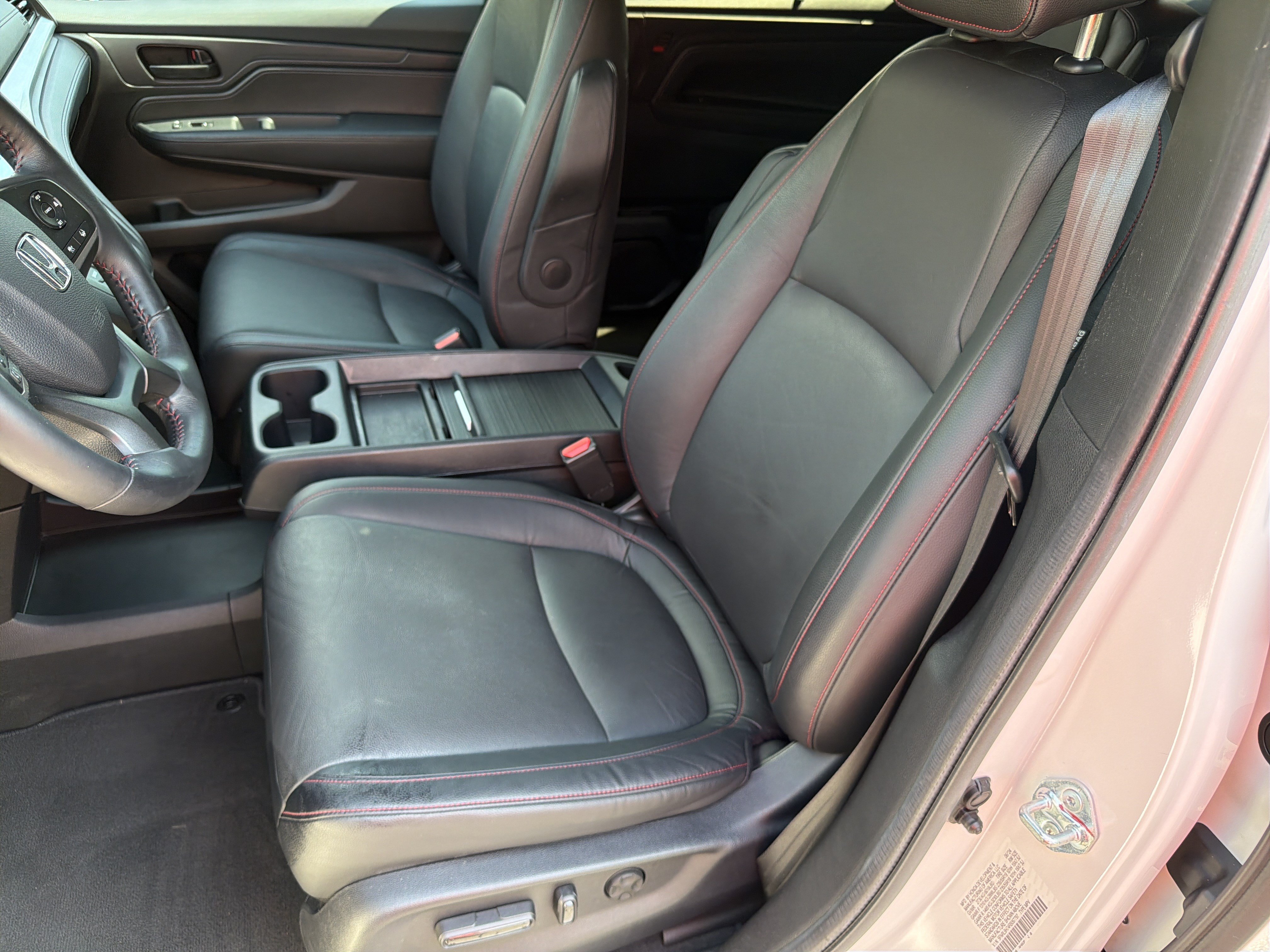 Certified 2024 Honda Odyssey Sport image 16