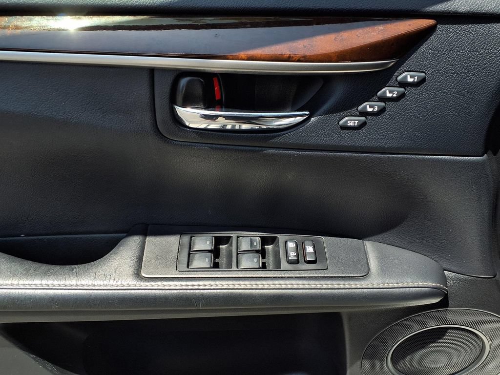 Used 2015 Lexus ES 350 w/ Premium Package FWD image 20