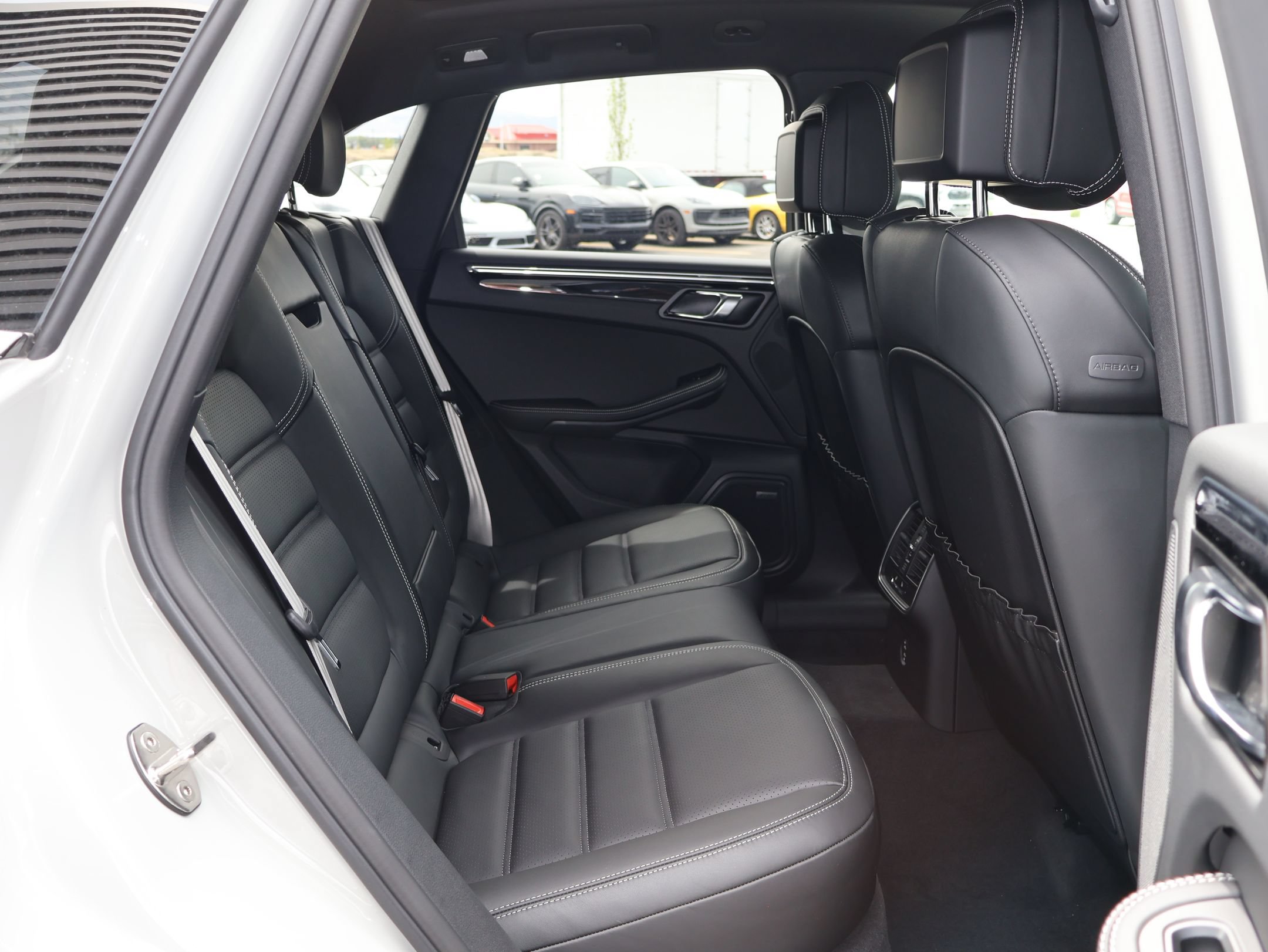 New 2026 Porsche Macan S AWD/4WD image 28
