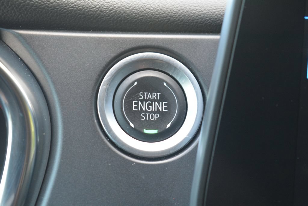 Used 2025 Chevrolet Blazer LT FWD image 14