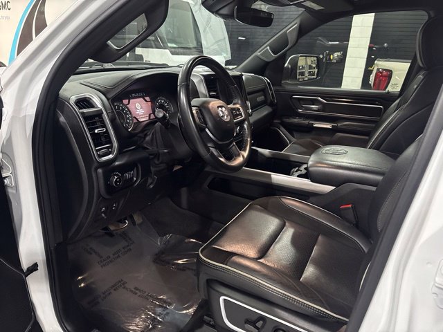 Used 2021 RAM 1500 Laramie w/ Sport Appearance Package AWD/4WD image 10