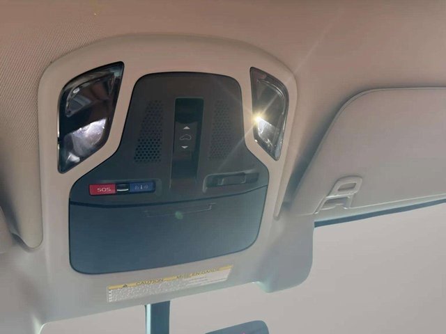 Used 2022 Subaru Legacy Touring XT image 16