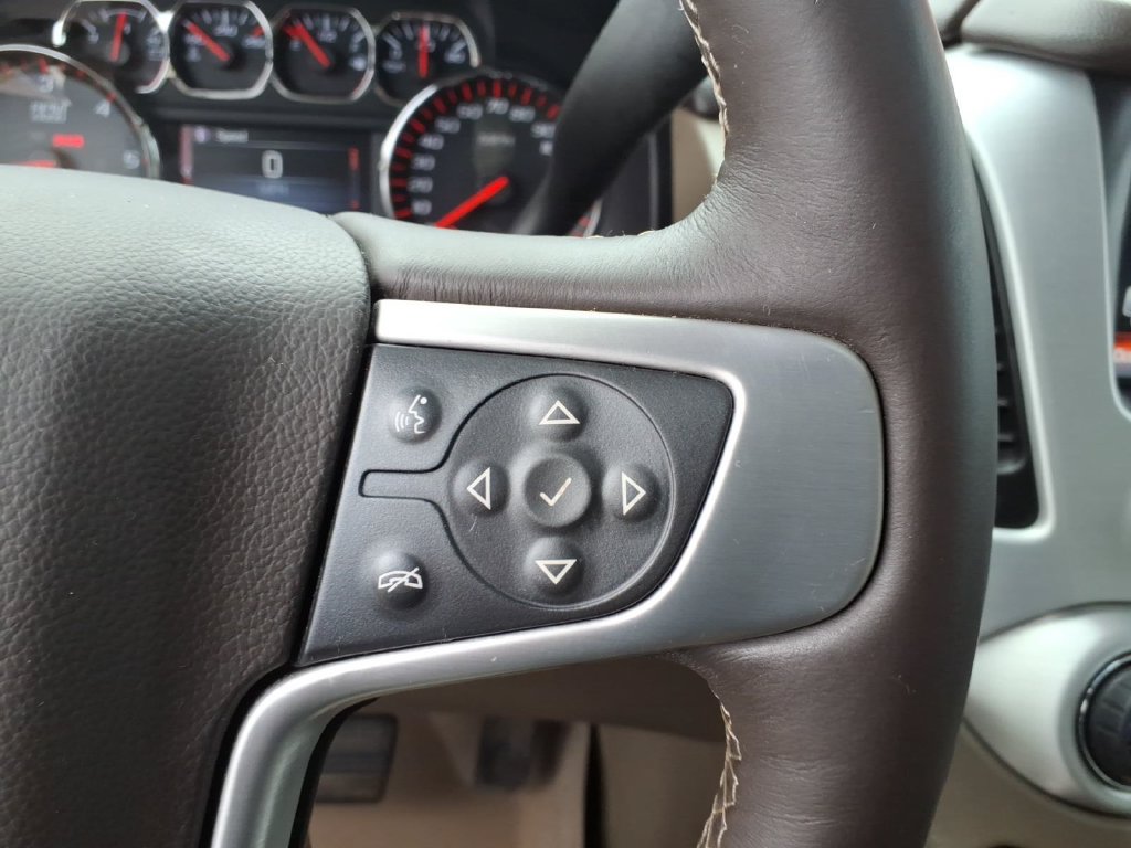 Used 2015 GMC Yukon XL SLT w/ Open Road Package AWD/4WD image 16
