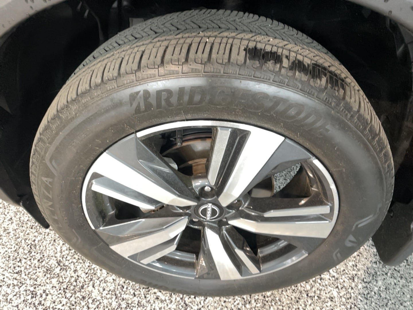 Used 2023 Nissan Rogue SL w/ SL Premium Package AWD/4WD image 5