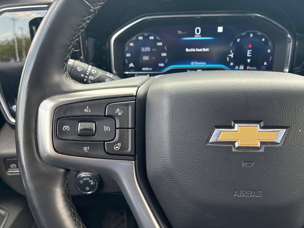 Used 2023 Chevrolet Silverado 1500 LT AWD/4WD image 16
