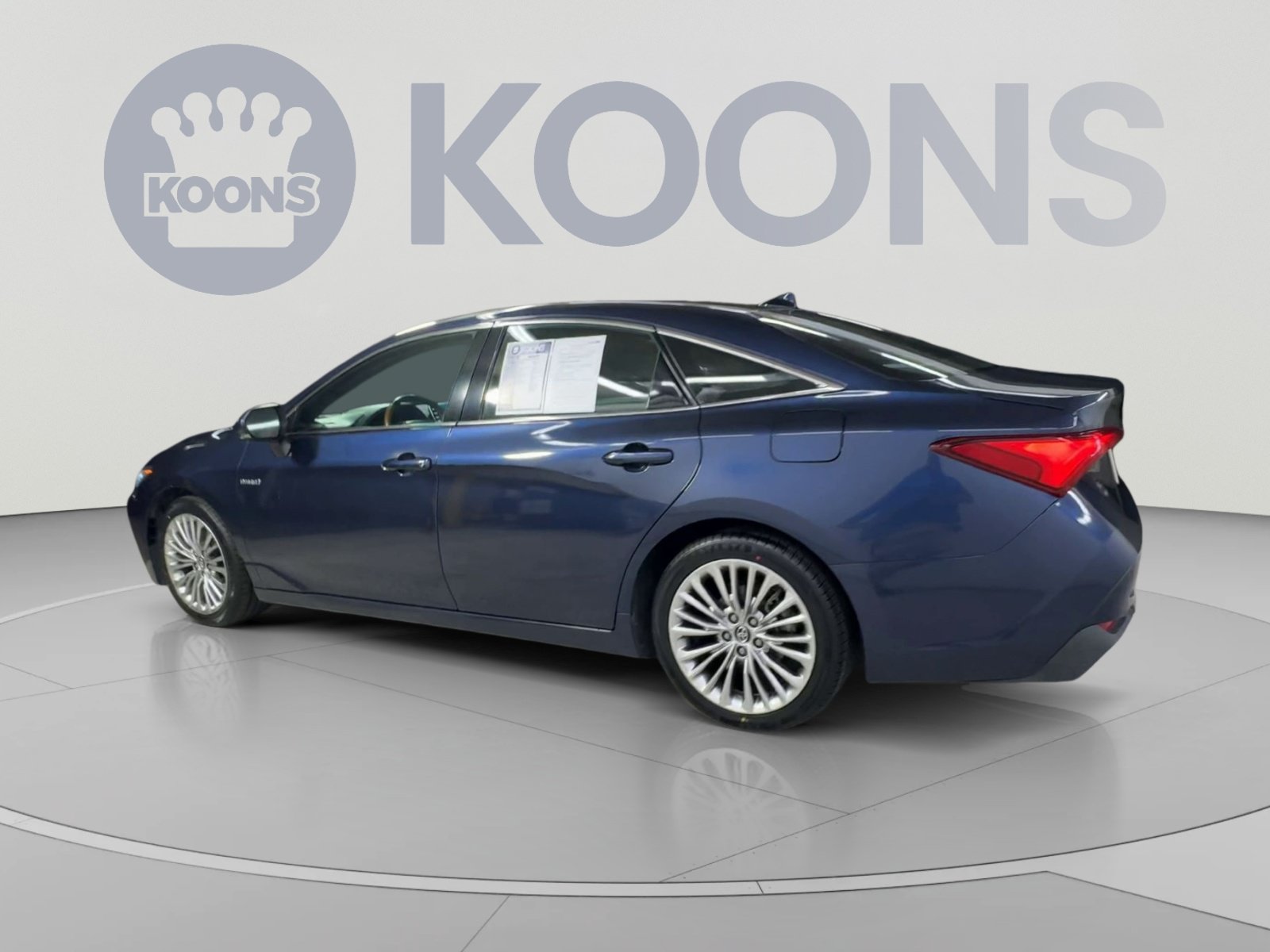 Used 2020 Toyota Avalon Limited w/ Advanced Safety Package FWD image 8