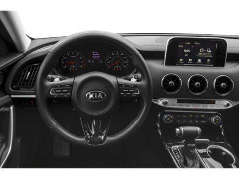 Used 2019 Kia Stinger image 10
