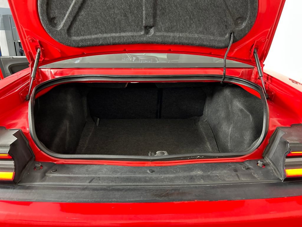 Used 2019 Dodge Challenger SXT w/ Blacktop Package image 18