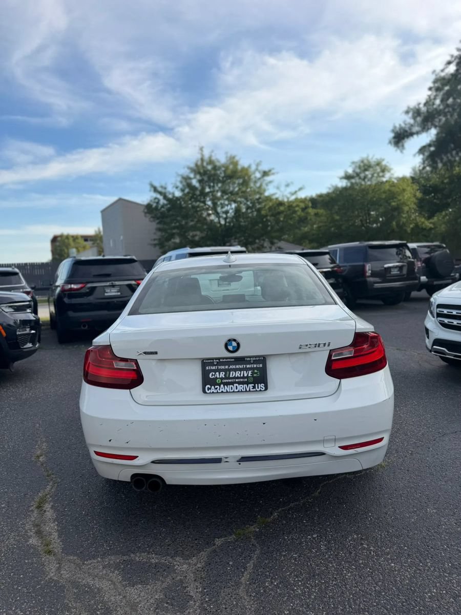 Used 2017 BMW 230i xDrive Coupe AWD/4WD image 4
