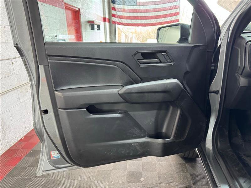 Used 2023 Chevrolet Colorado W/T RWD image 8