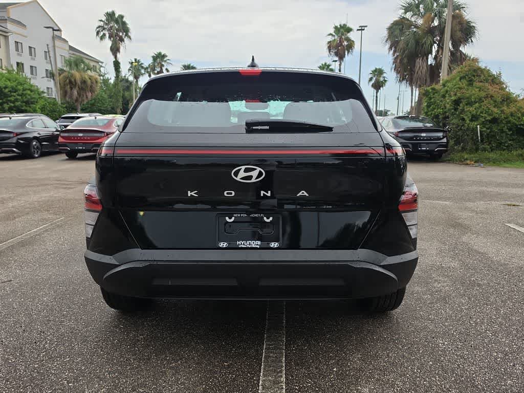 New 2027 Hyundai Kona SE FWD image 6