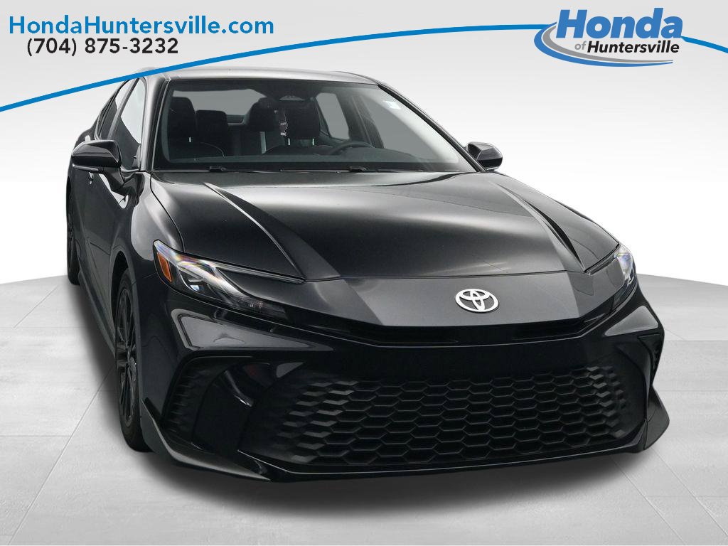 Used 2026 Toyota Camry SE w/ Convenience Package