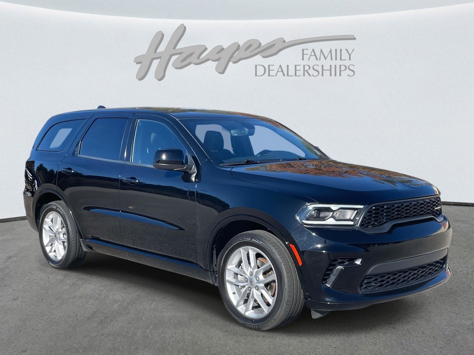 Used 2024 Dodge Durango GT image 1