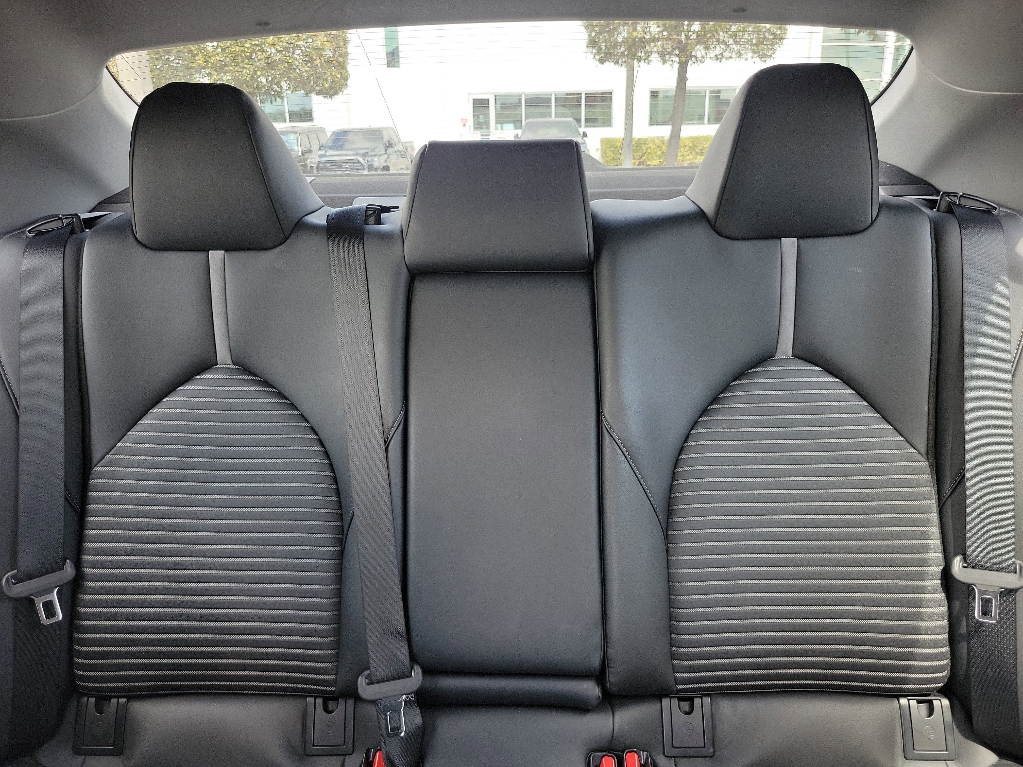 Used 2023 Toyota Camry SE w/ Convenience Package FWD image 21