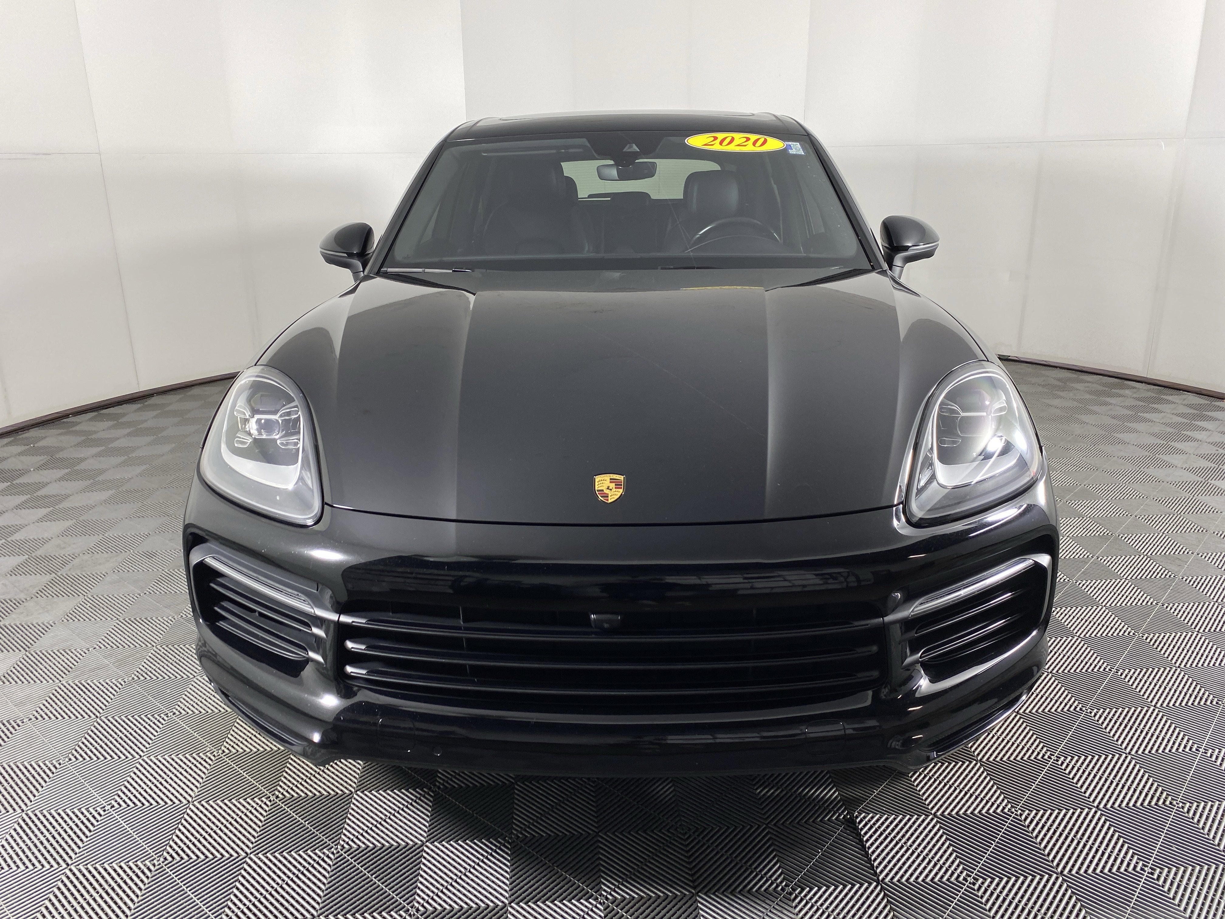 Used 2020 Porsche Cayenne image 13