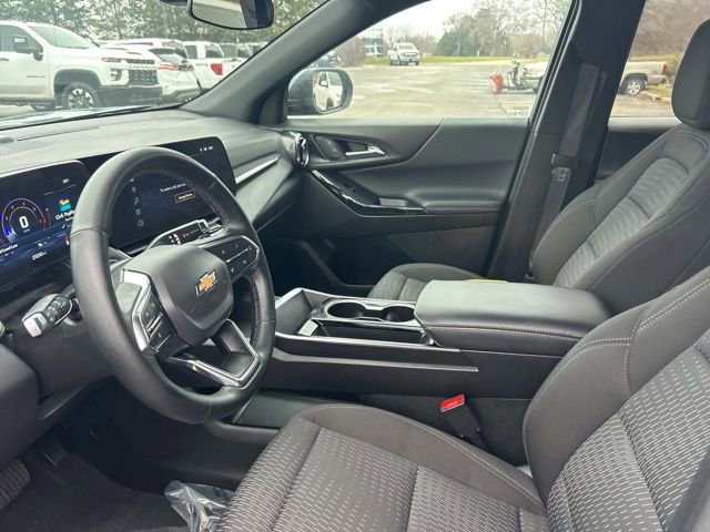 Used 2025 Chevrolet Equinox LT image 10