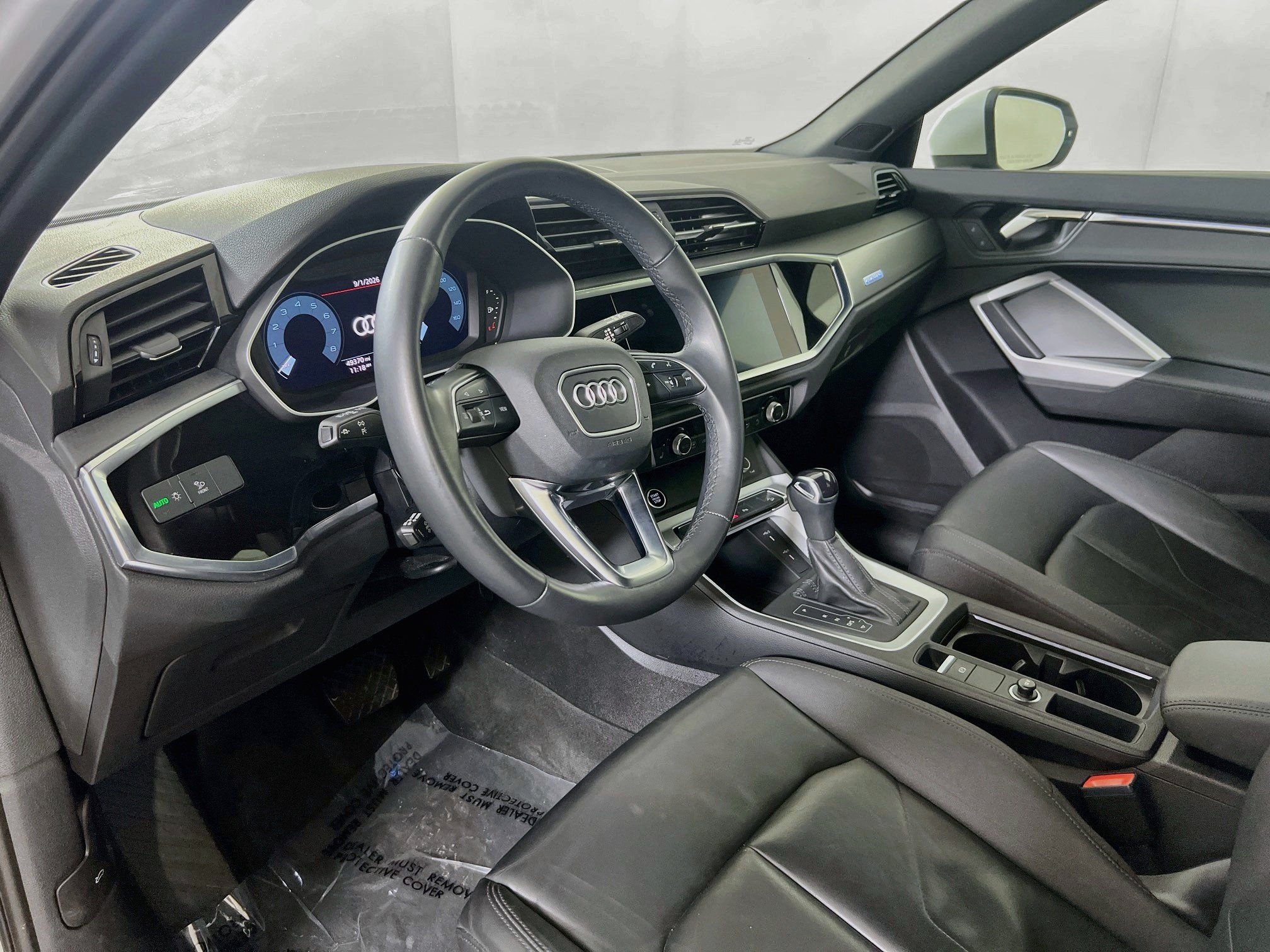 Used 2022 Audi Q3 2.0T Premium Plus w/ Premium Plus Package AWD/4WD image 9