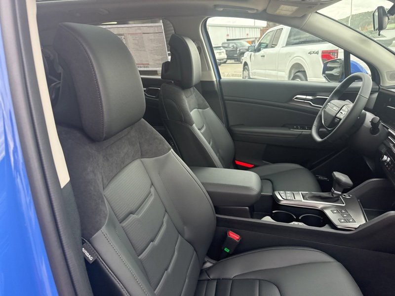 New 2026 Kia Sportage SX image 16