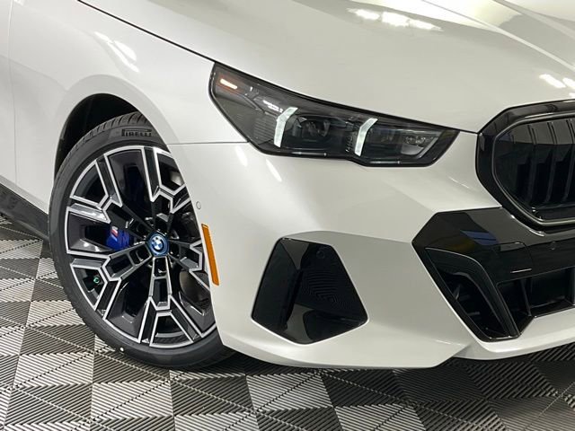 Used 2024 BMW i5 eDrive40i w/ M Sport Package RWD image 62