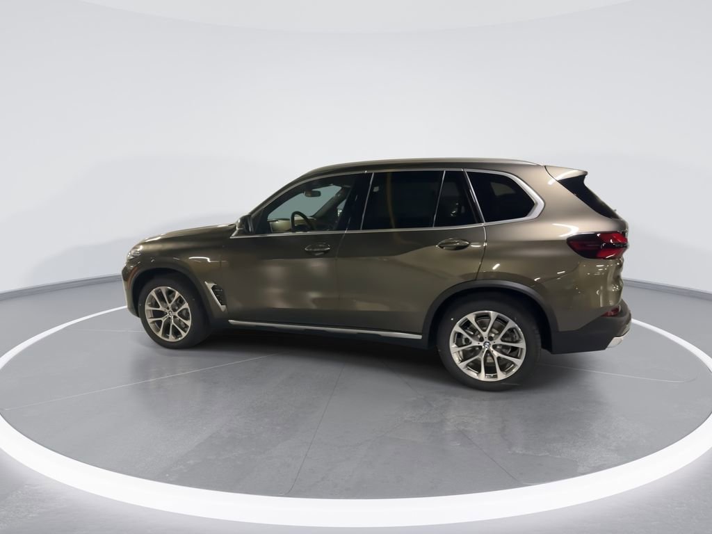 New 2026 BMW X5 xDrive40i w/ Premium Package image 5