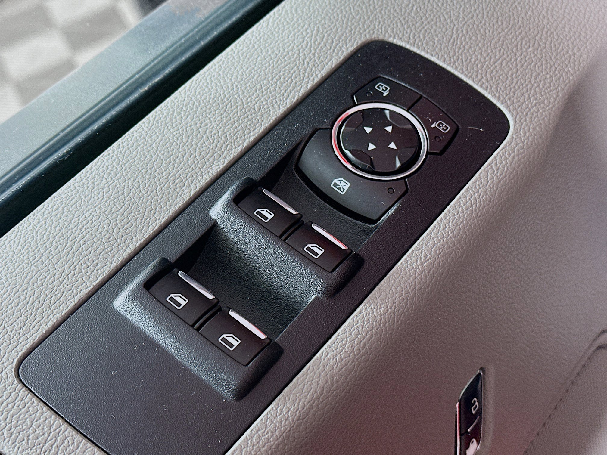 Used 2016 Ford F150 XLT w/ Equipment Group 301A Mid image 17