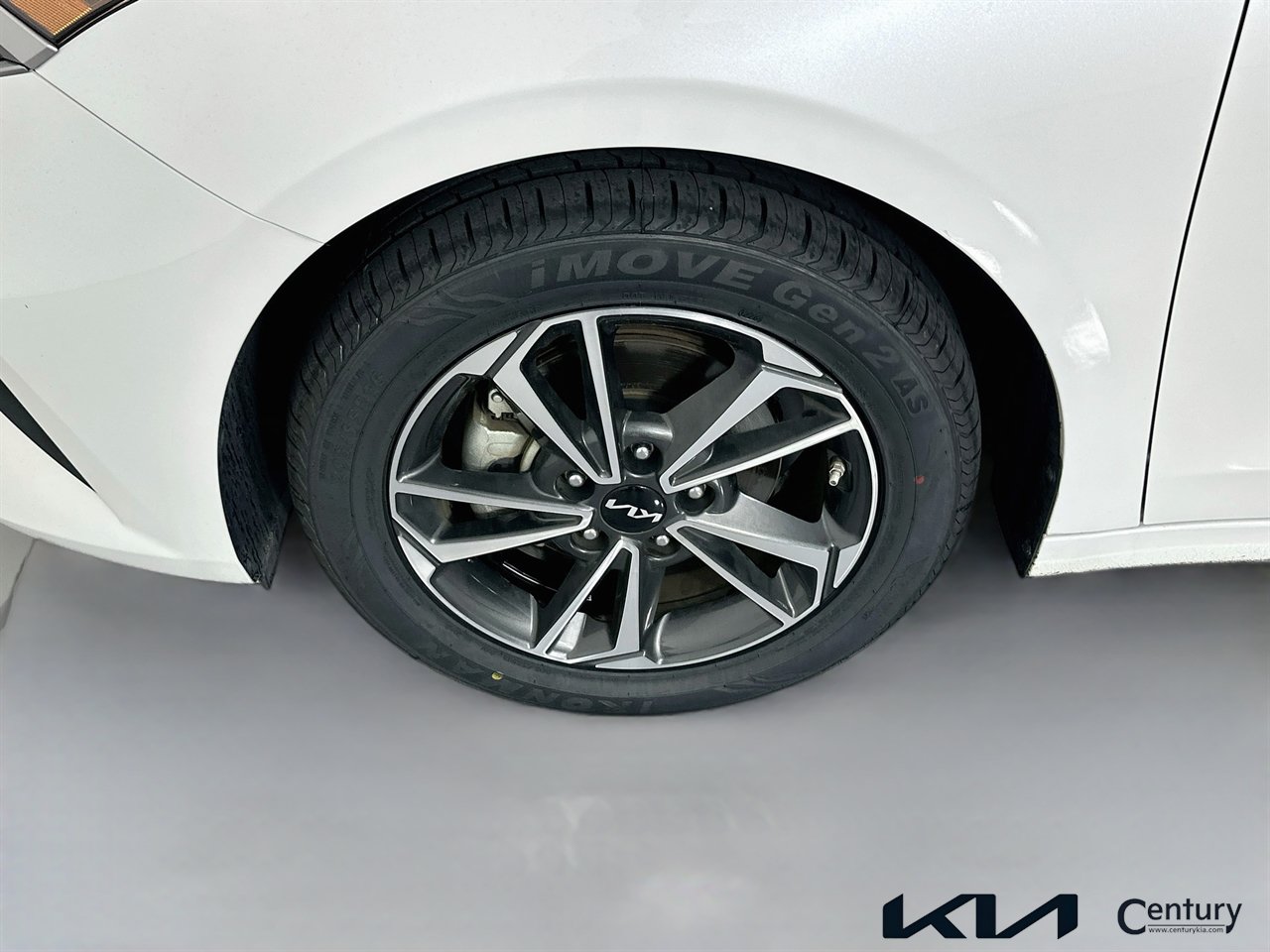 Certified 2023 Kia Forte LXS w/ LXS Technology Package FWD image 28
