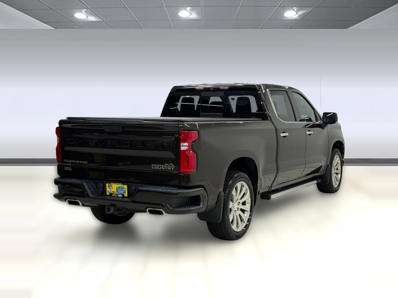 Used 2019 Chevrolet Silverado 1500 High Country w/ Technology Package AWD/4WD image 7
