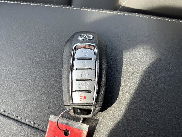 Certified 2025 INFINITI QX55 Luxe image 22