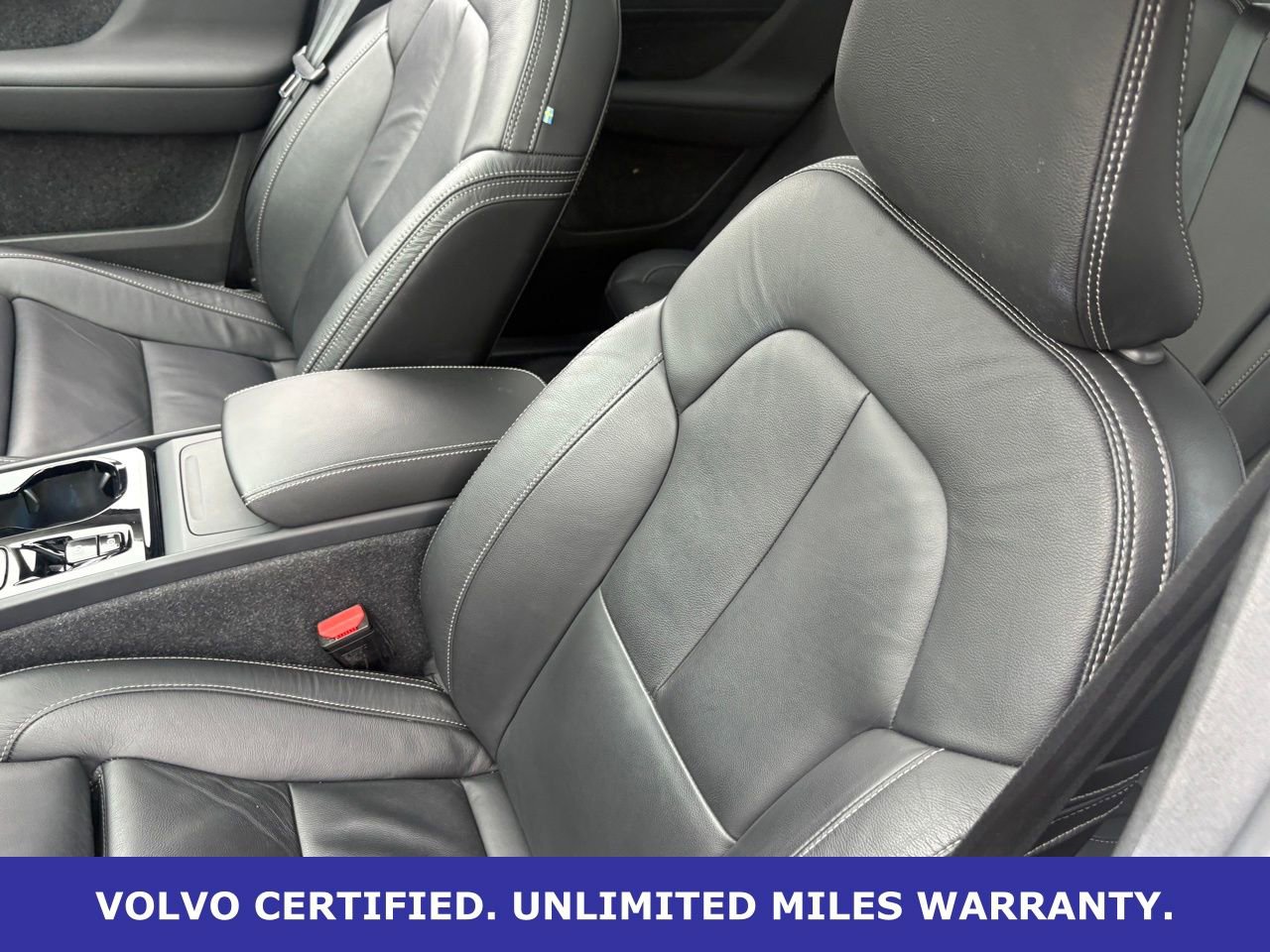 Certified 2023 Volvo XC40 B5 Plus w/ Driver Assist Package image 29