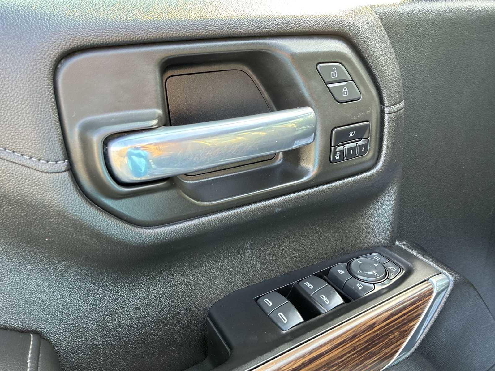 Certified 2021 Chevrolet Silverado 1500 High Country w/ Safety Package II image 23