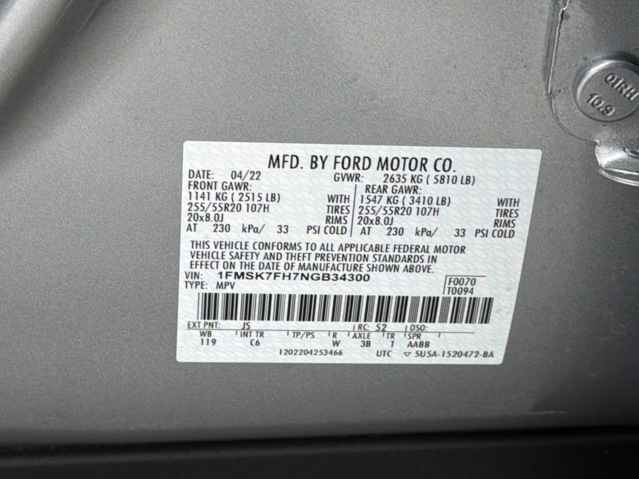 Used 2022 Ford Explorer Limited w/ Equipment Group 301A RWD image 27