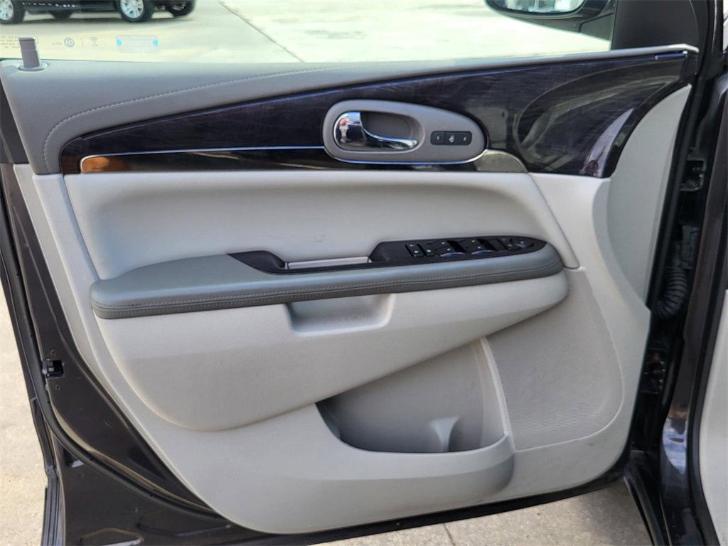 Used 2017 Buick Enclave Leather image 20