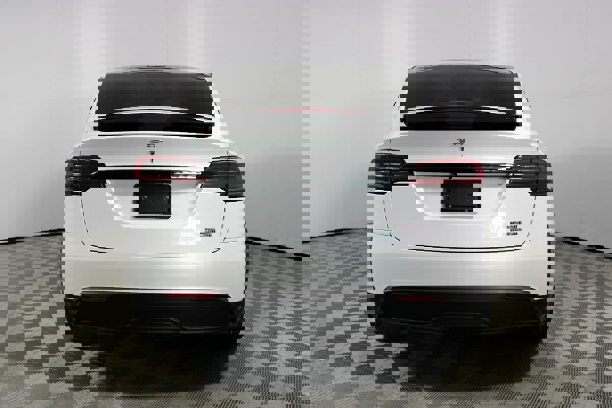 Used 2022 Tesla Model X Plaid image 36