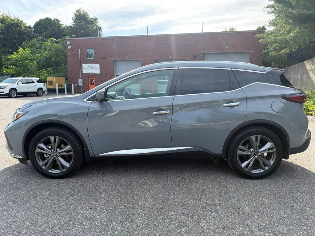Used 2024 Nissan Murano Platinum w/ Cargo Package AWD/4WD image 2