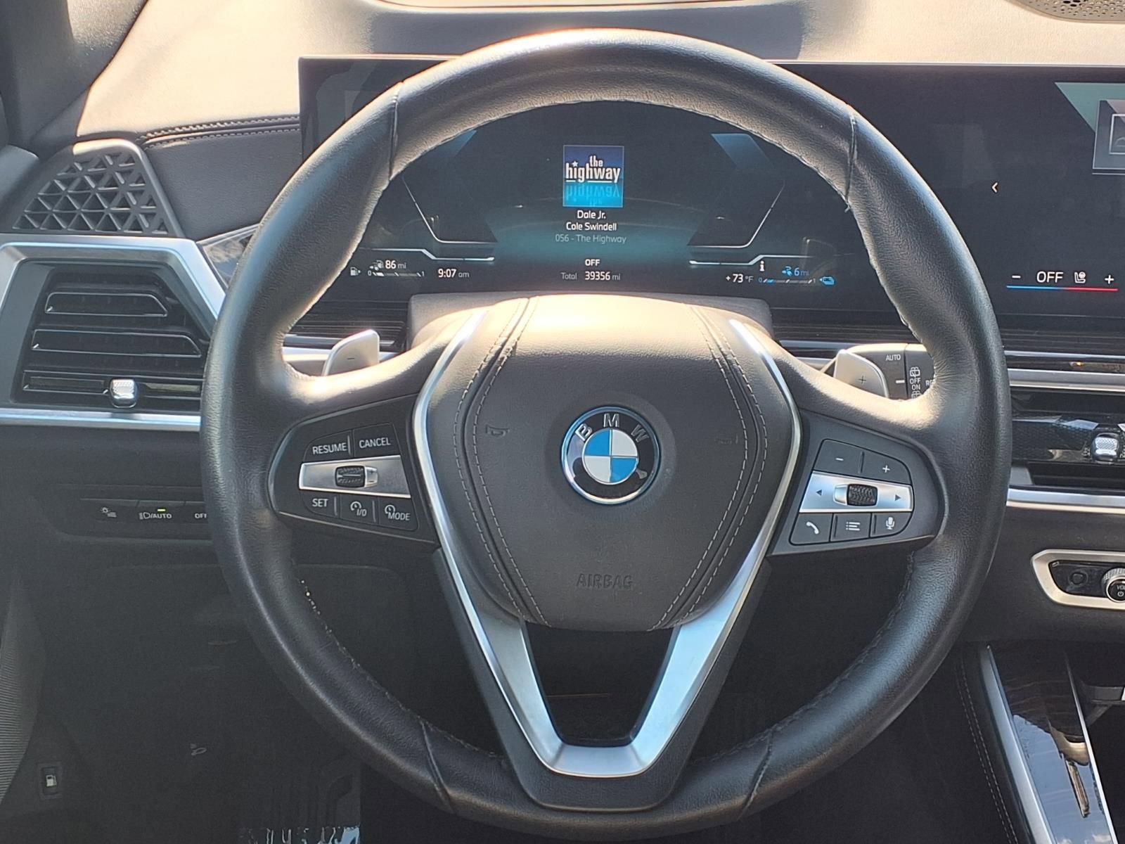 Used 2025 BMW X5 xDrive50e image 12