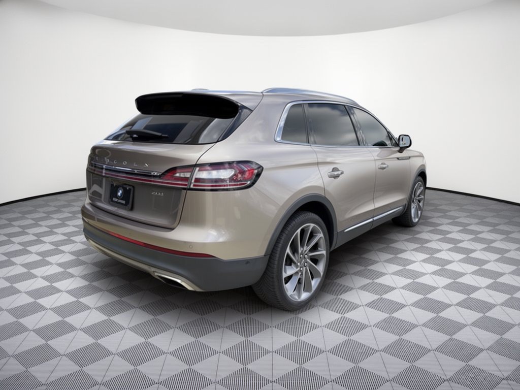 Used 2020 Lincoln Nautilus Reserve w/ Equipment Group 201A FWD image 9
