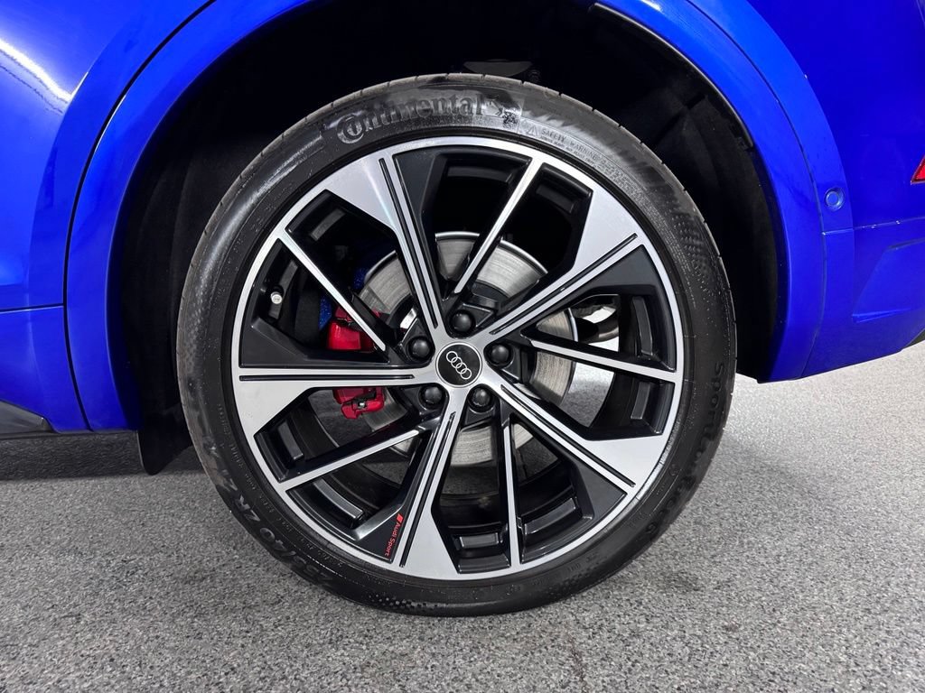 Used 2024 Audi SQ5 Prestige AWD/4WD image 16