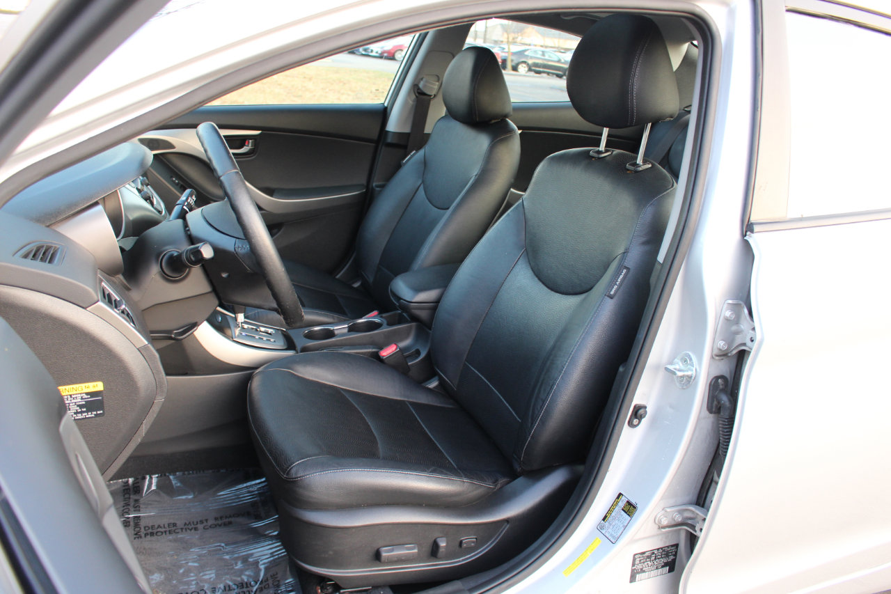 Used 2013 Hyundai Elantra Limited image 15