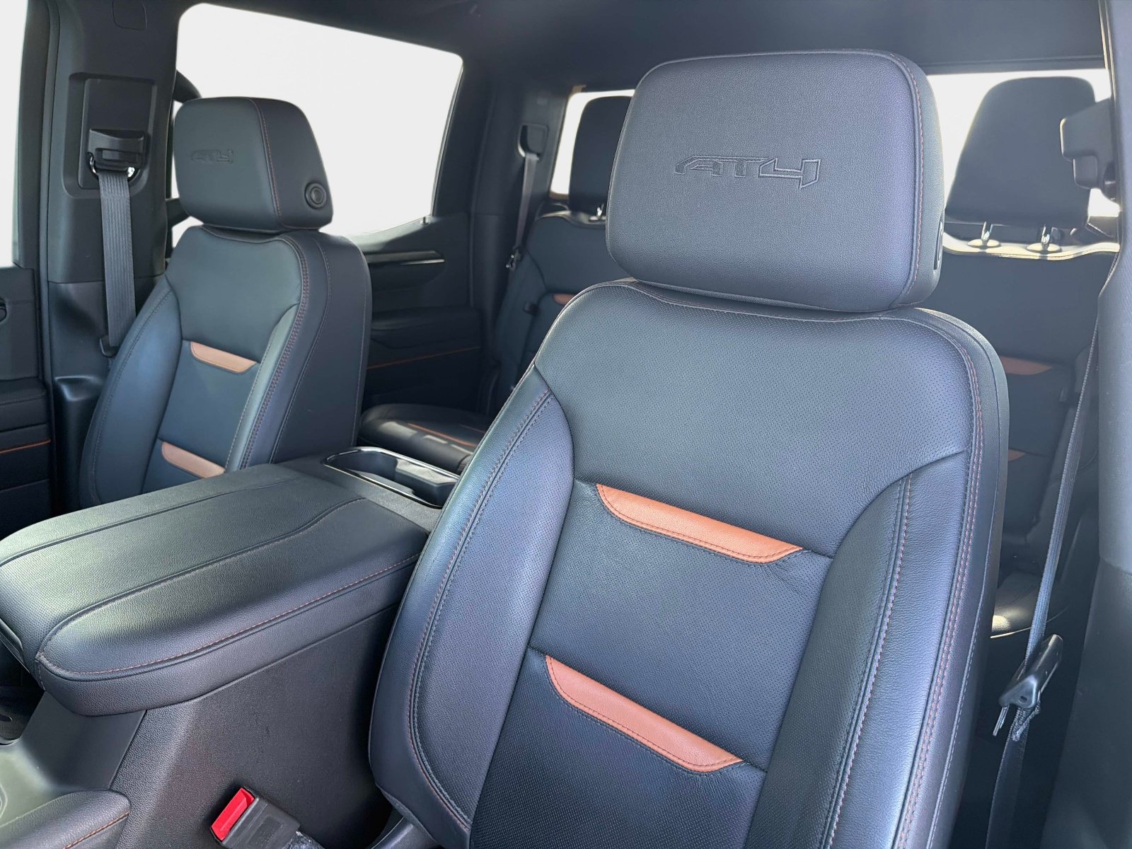 Used 2024 GMC Sierra 1500 AT4 w/ Technology Package AWD/4WD image 20