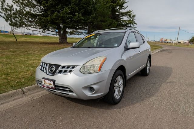 Used 2012 Nissan Rogue SV image 1