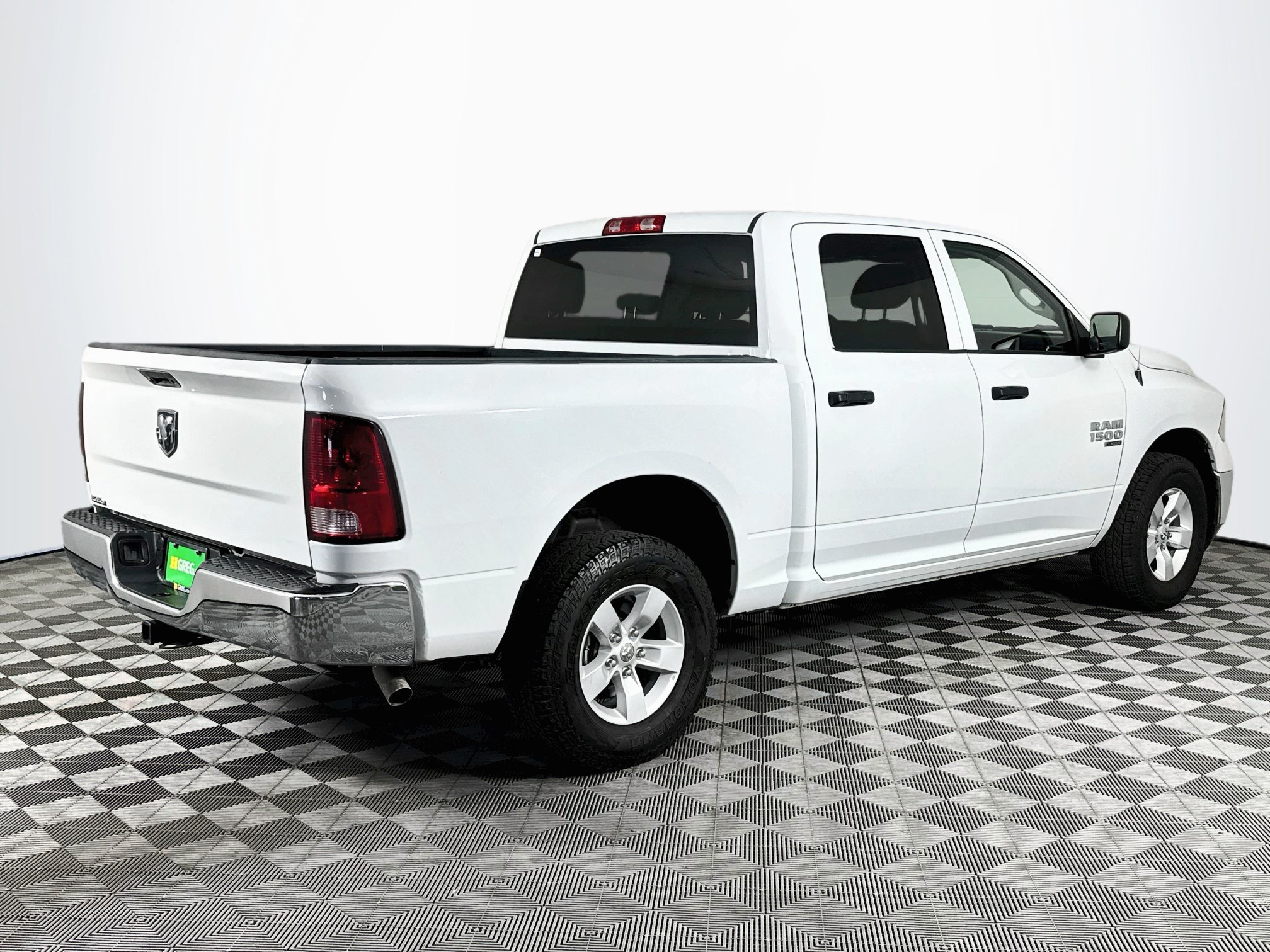 Used 2023 RAM 1500 Classic SLT w/ Electronics Group AWD/4WD image 8