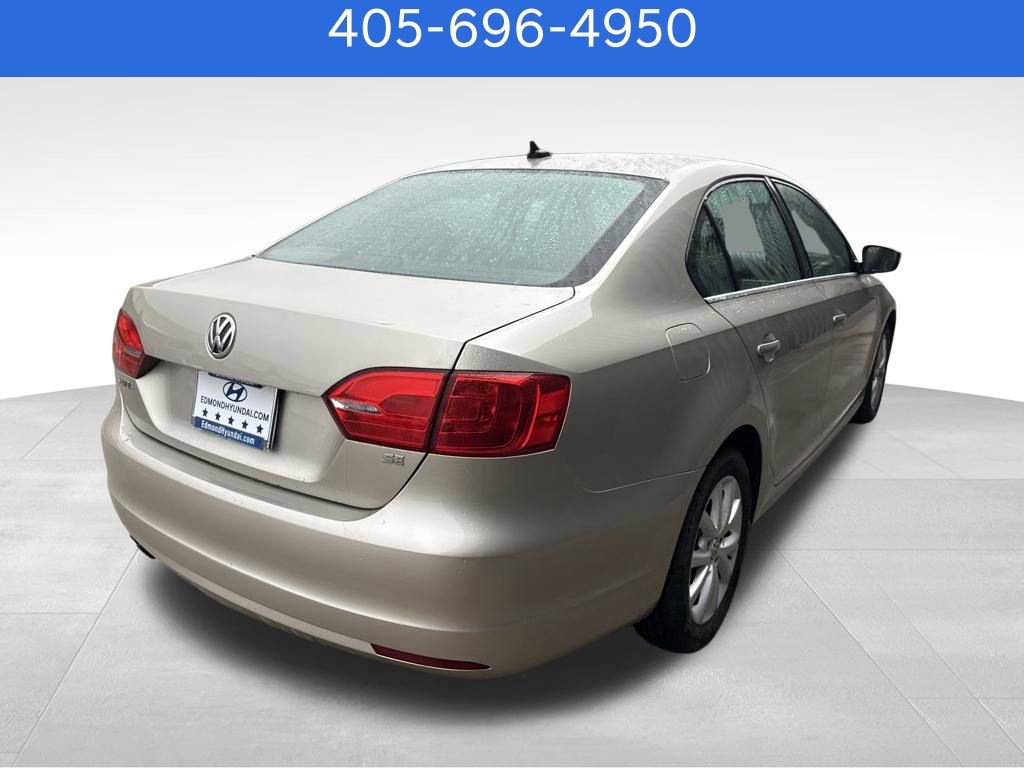 Used 2014 Volkswagen Jetta SE image 4