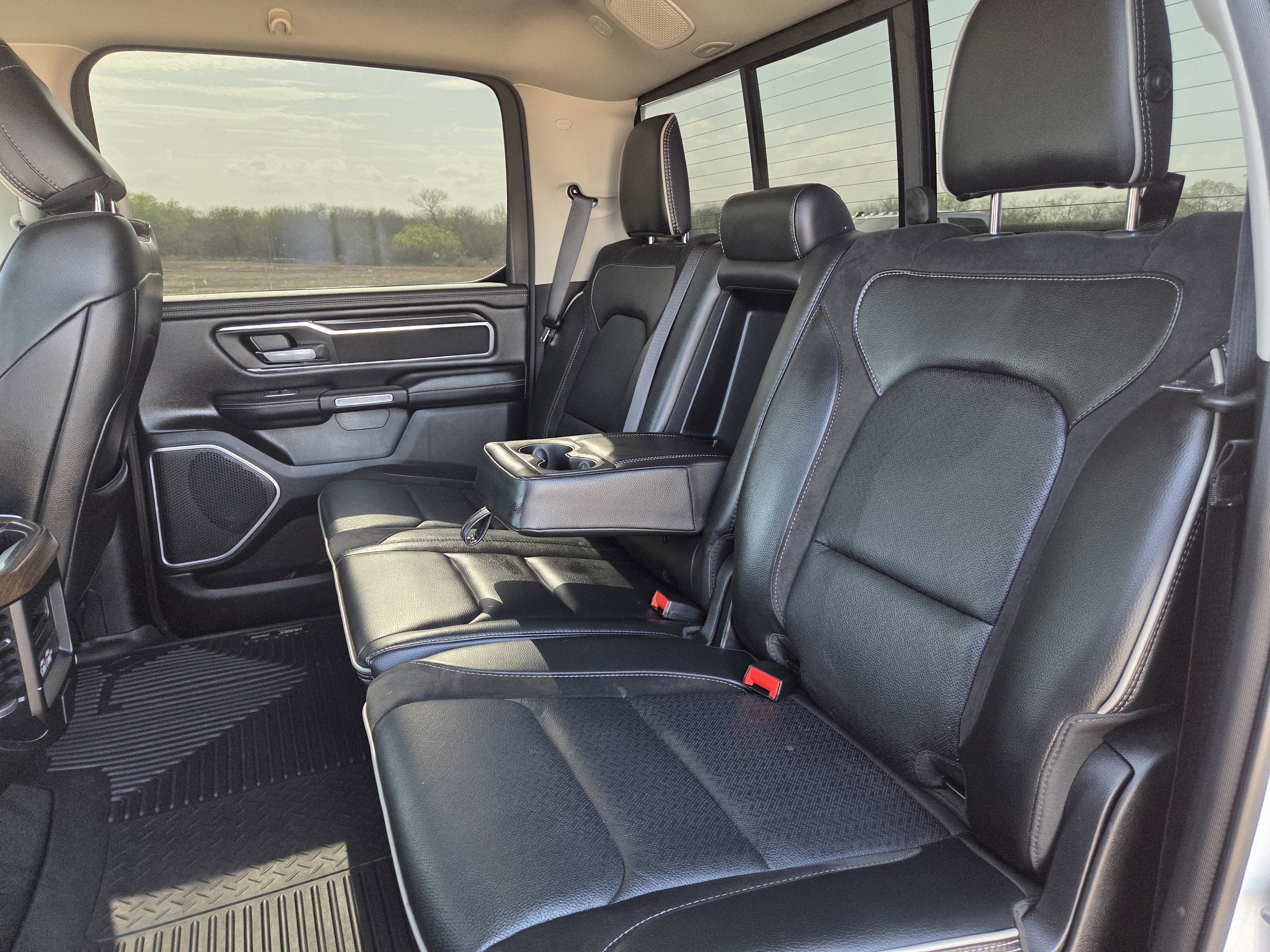 Used 2022 RAM 1500 Laramie image 24