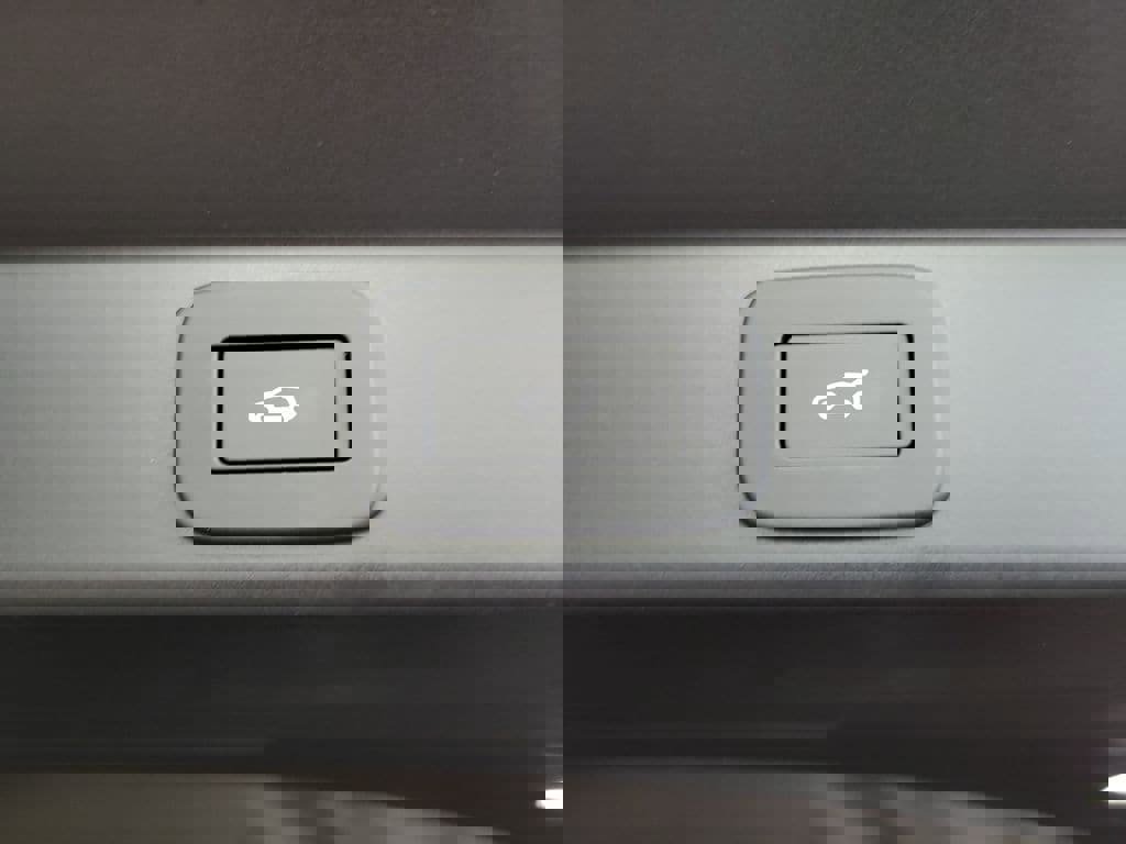 New 2025 Land Rover Range Rover Sport Dynamic SE image 31