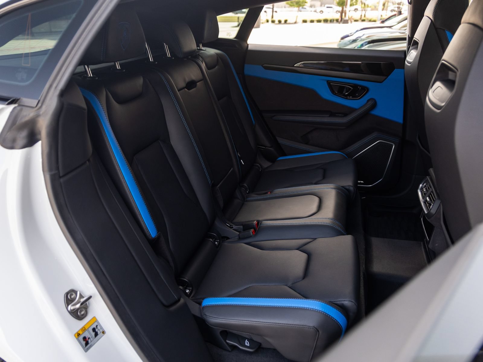 Used 2025 Lamborghini Urus S AWD/4WD image 44
