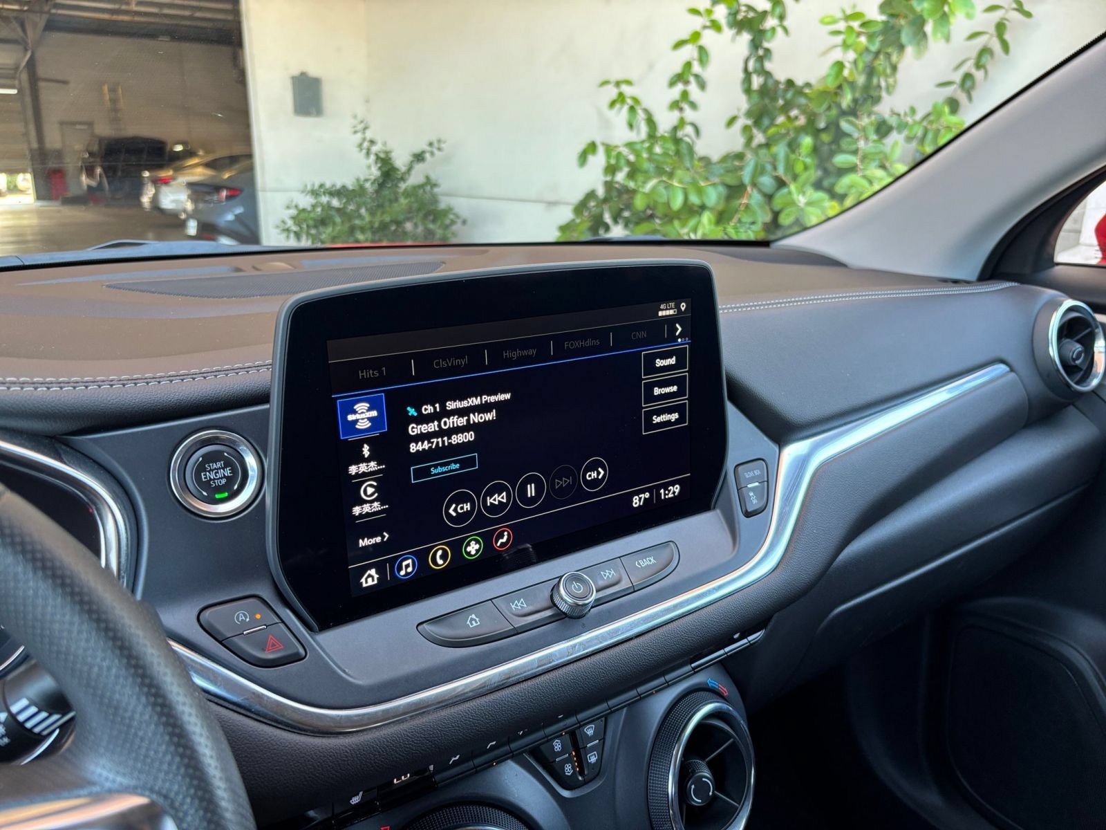Used 2025 Chevrolet Blazer LT FWD image 20