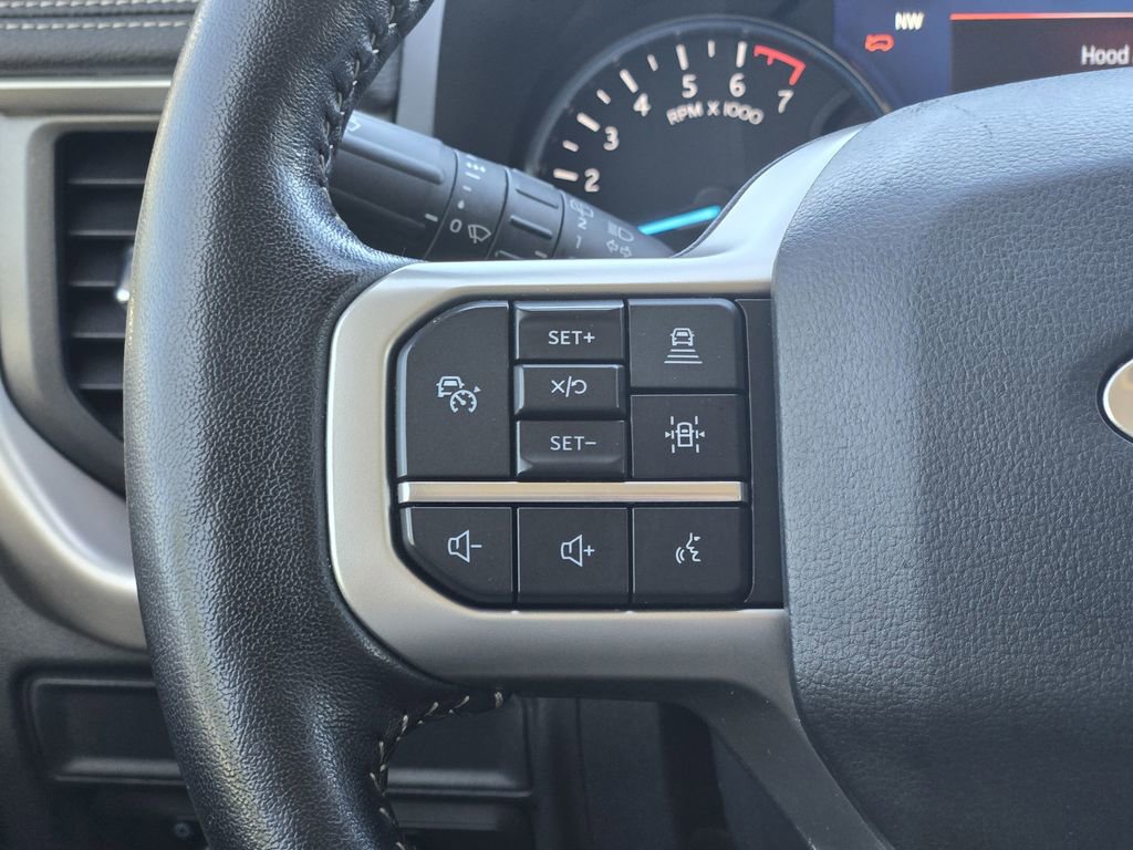 Used 2024 Ford Expedition XLT image 37