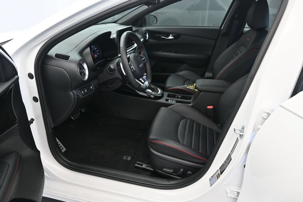 Used 2023 Kia Forte GT w/ GT2 Package FWD image 17